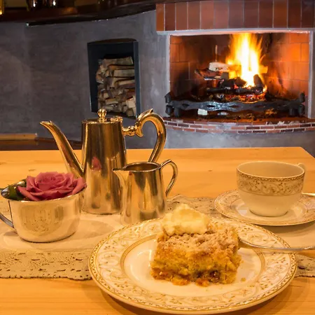 Chalet Brunnenhof Apartment Sankt Anton am Arlberg