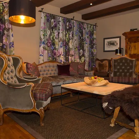 Chalet Brunnenhof Apartment Sankt Anton am Arlberg