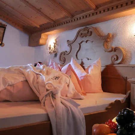 Apartment Chalet Brunnenhof Sankt Anton am Arlberg